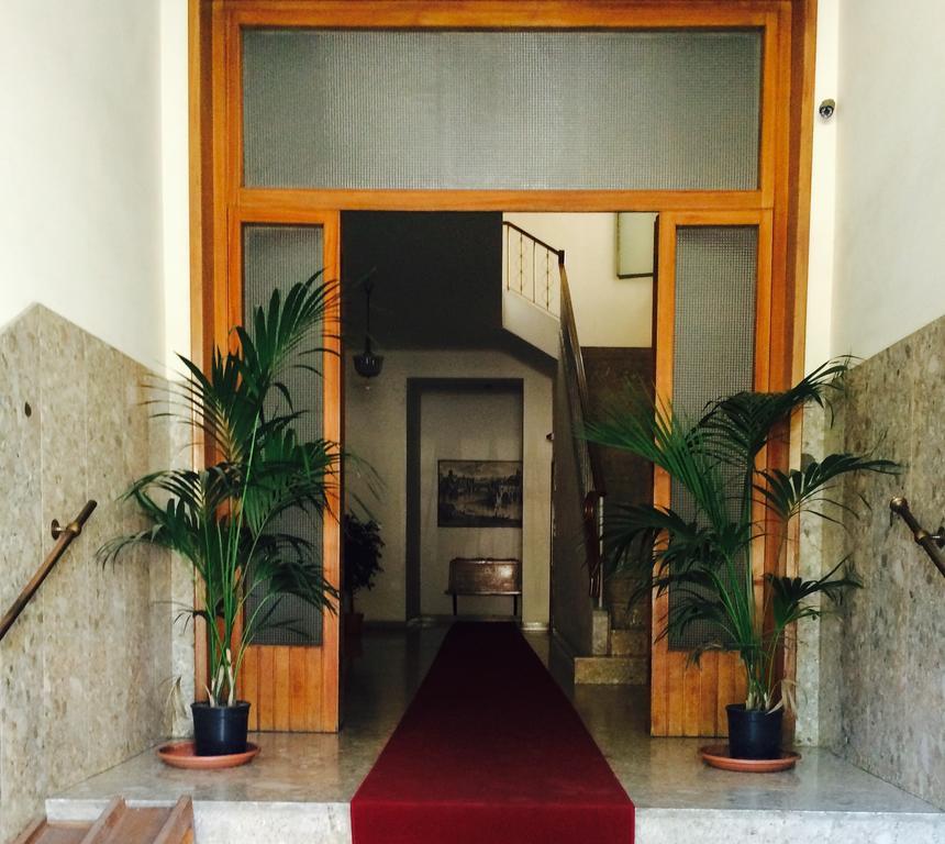 Kometa Suites & Apartments Florenz Exterior foto